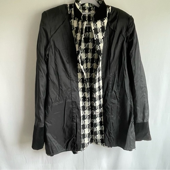 Vintage Chic Black and White Houndstooth Blazer - Picture 10 of 11
